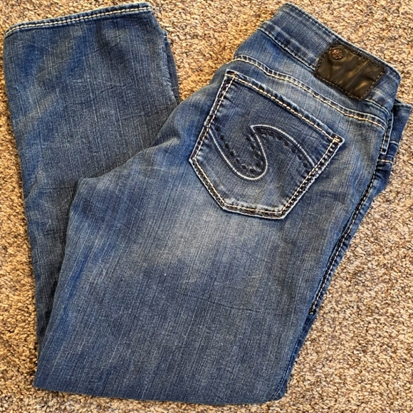 Silver Jean Co.- Suki Capri- Size 28 - Picture 1 of 6